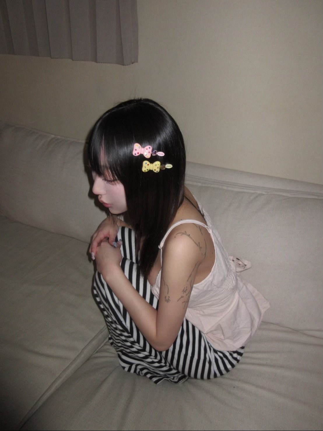 Color Gem Bow Hair Clips,
2pieces Set