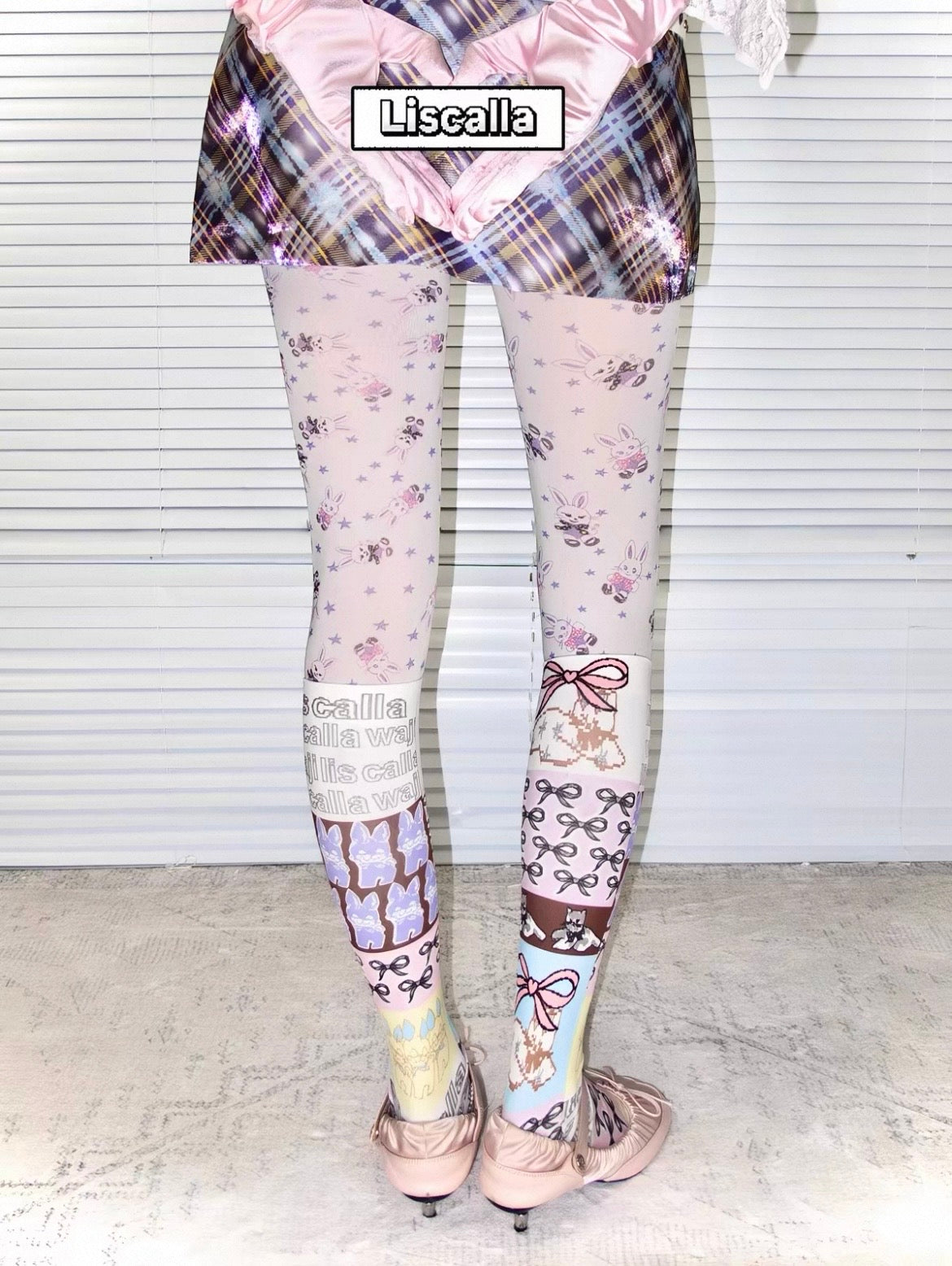 LISCALLA / "Sewing Period" Cute Cat lllustration Mid-Calf Socks
